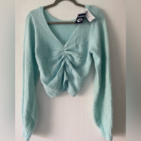 Hollister Sweaters - NWT Hollister Reversible Cinched Sweater - Pale Blue - Sz Lg